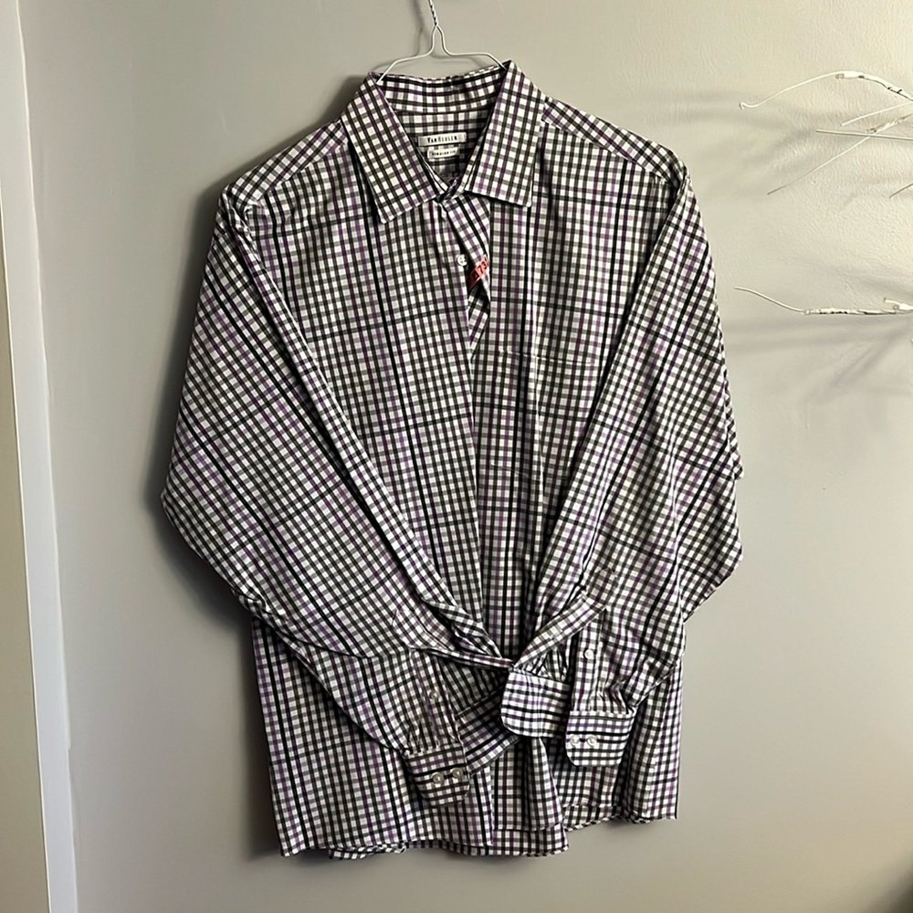 Van Heusen Men’s 17-17.5 Purple Black Plaid Long Sleeve Button-Down Shirt